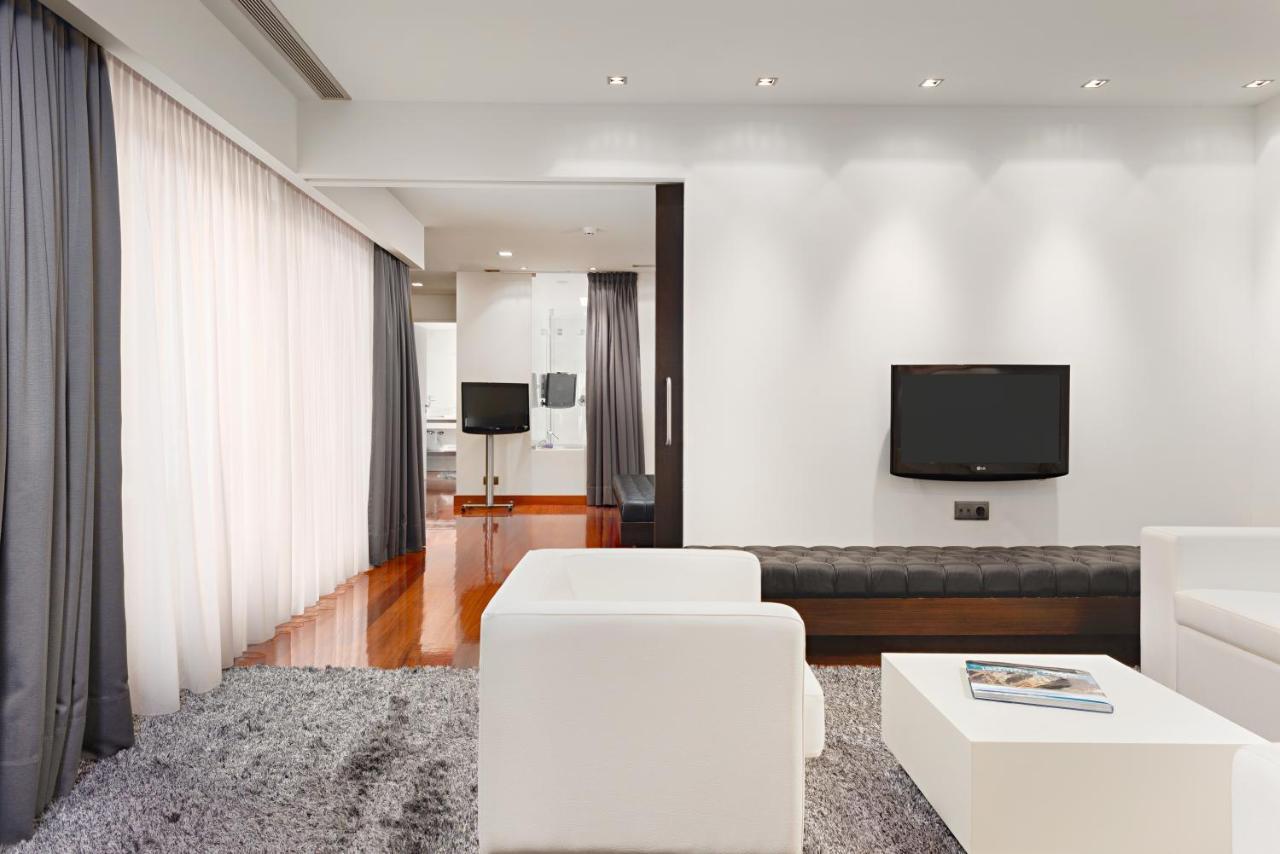 Superior Suite,736446205:JPEG